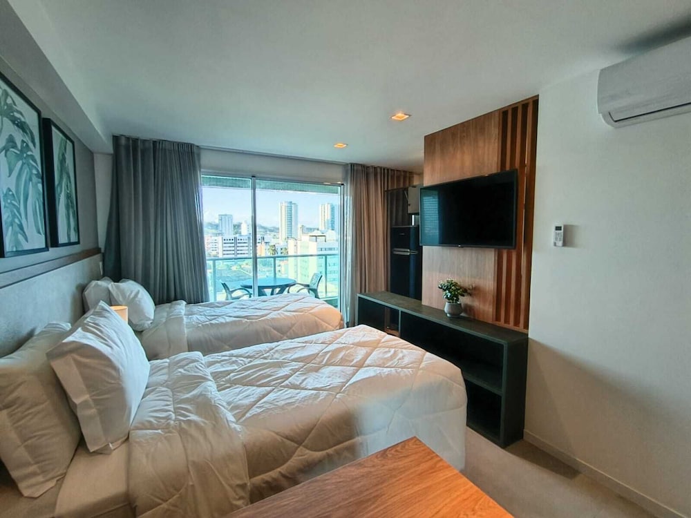 Superior Studio, 2 Twin Beds, Partial Ocean View photo 1