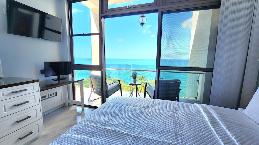 Luxury Villa, Ocean View photo 1