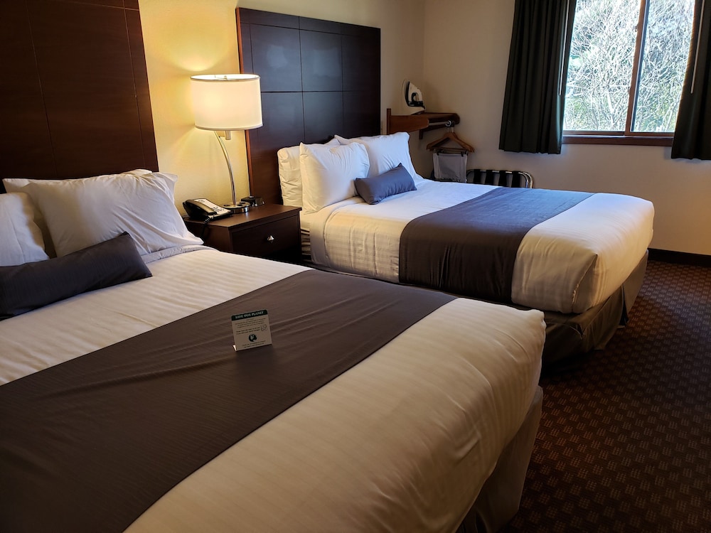 Room, 2 Queen Beds, Non Smoking (Accessible Tub) - Photo 3