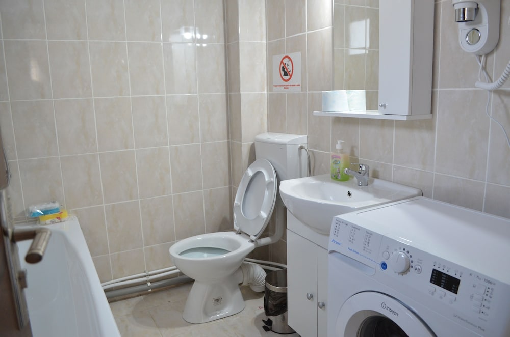 City Apartment, 1 Bedroom - Photo 13