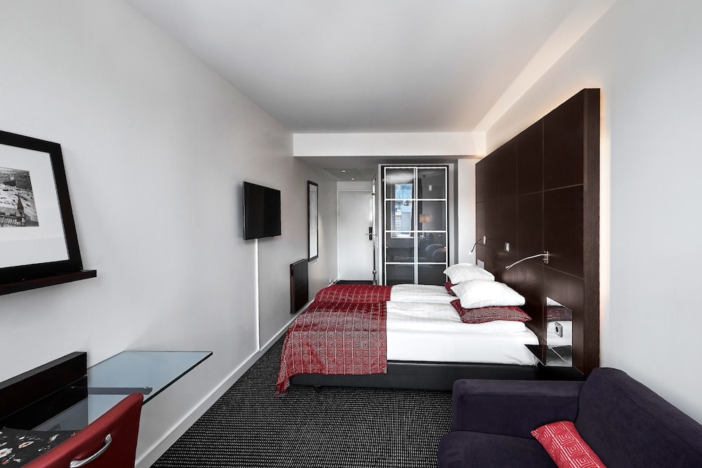 Connecting Room (up to 6 people) - Photo 2