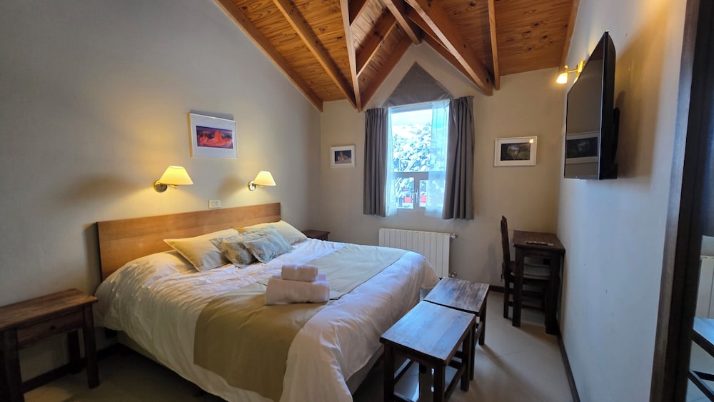 Deluxe Double or Twin Room photo 1