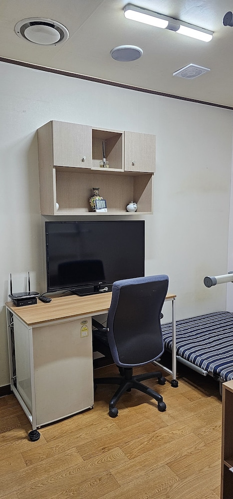 Standard Twin Room, 1 Bedroom photo 1