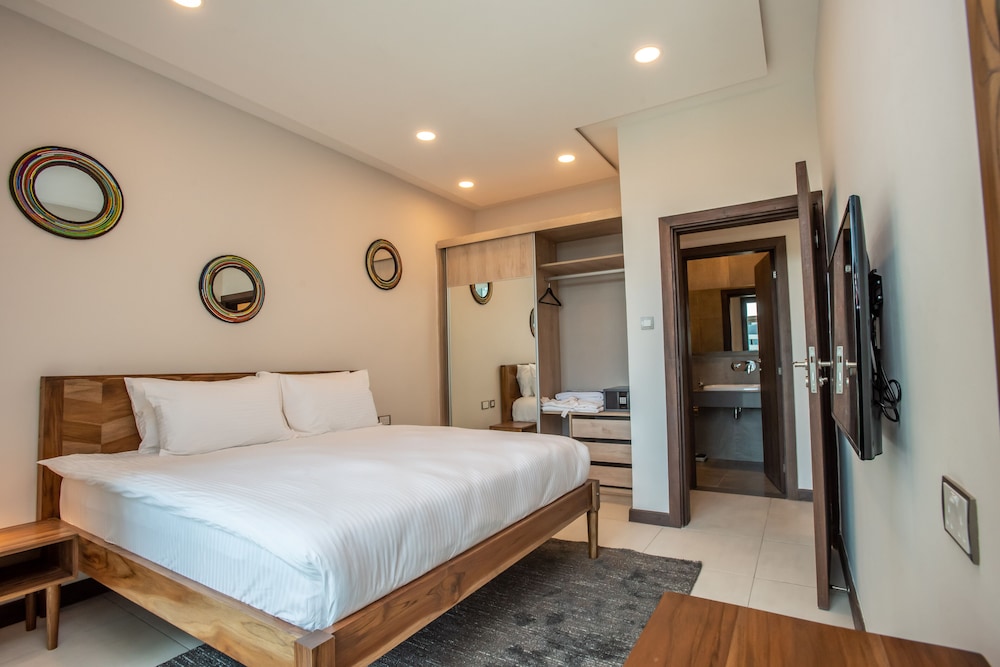 1 Bedroom Standard Suite - Photo 5