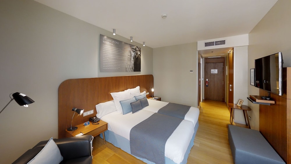 Standard Twin Room photo 2
