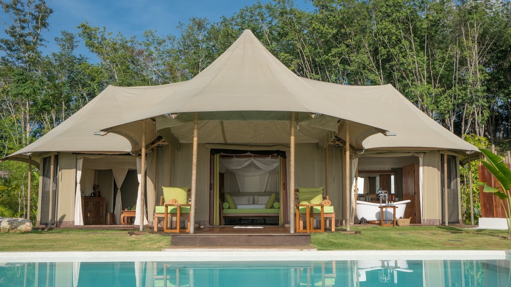 Panoramic Tent, 1 Bedroom, Private Pool, Ocean View photo 3