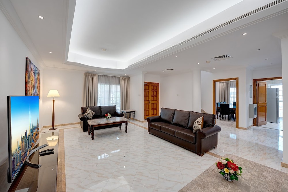 Villa, 4 Bedrooms photo 2
