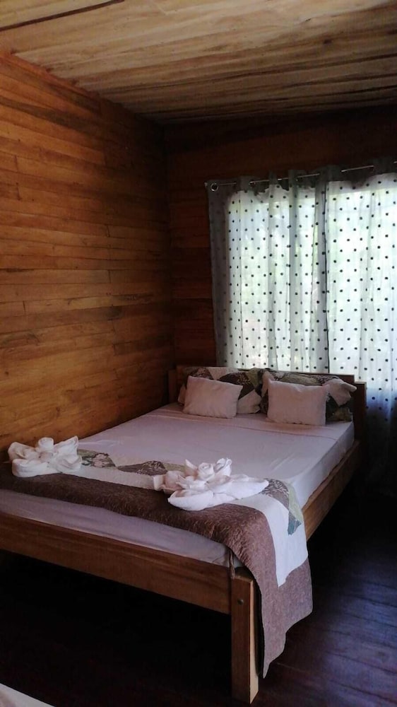 Basic Triple Room photo 3