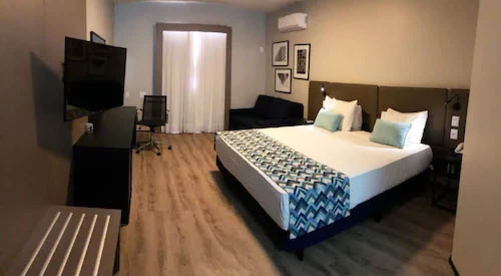 Deluxe Double Room - Photo 1