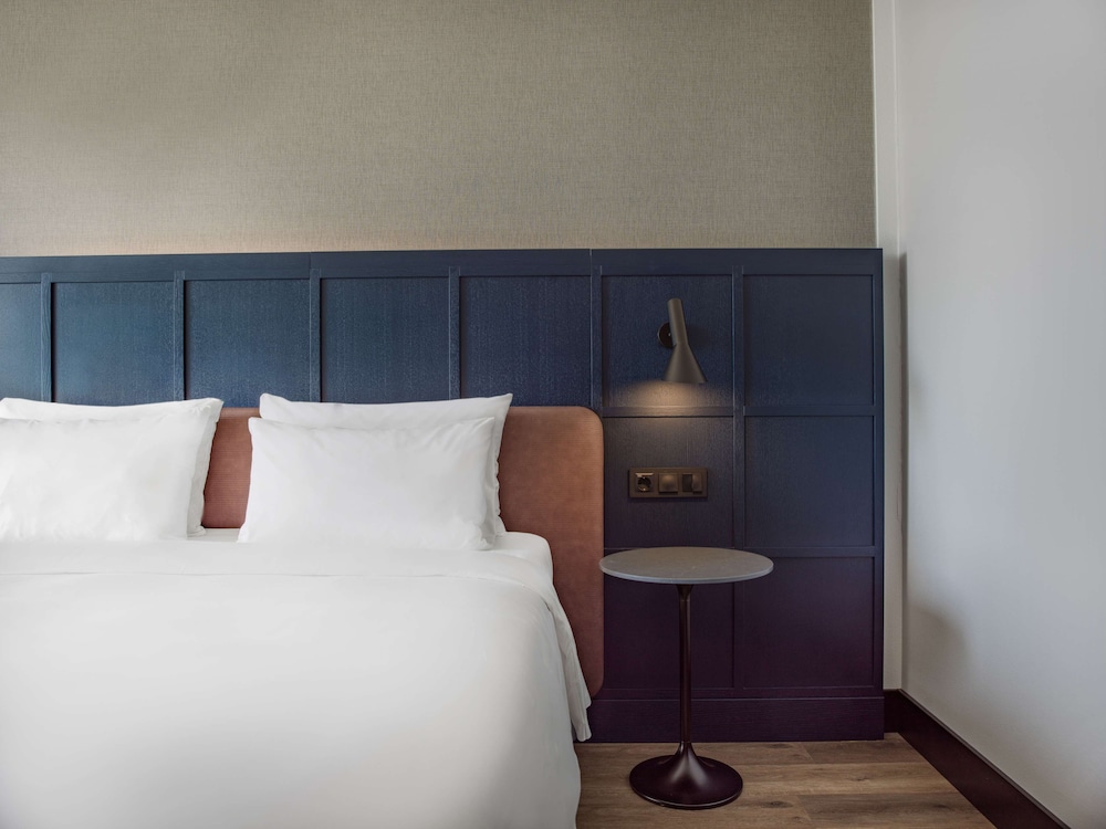 Premium Room, Accessible (Panoramic View) thumbnail 5