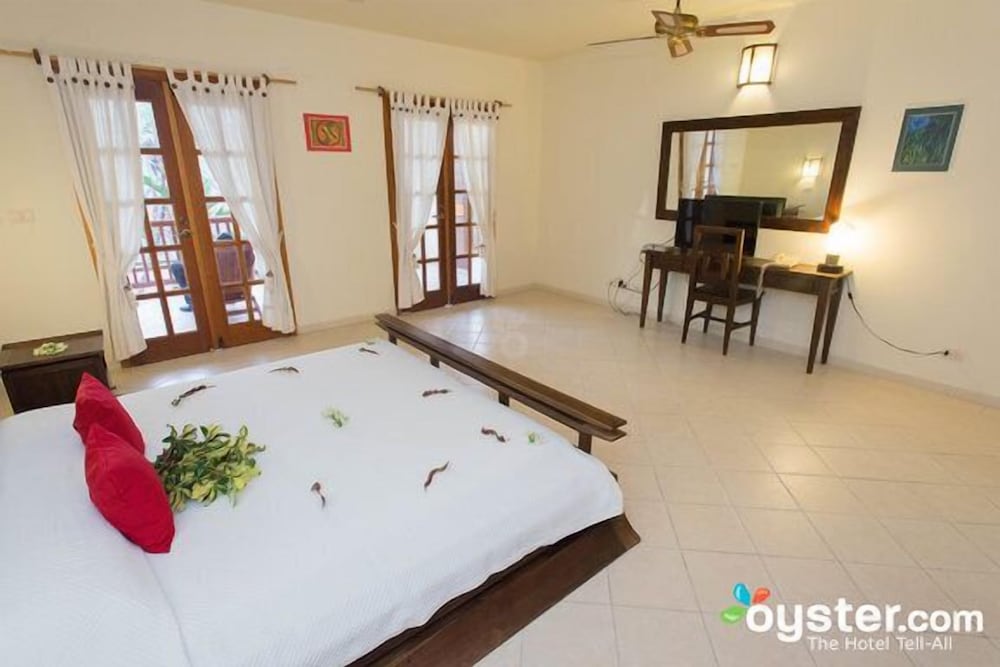 Executive Suite, 1 Bedroom, Kitchen, Marina View