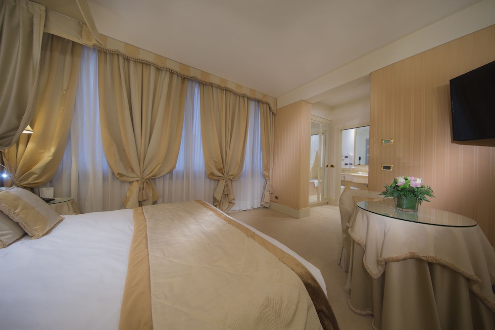 Junior Suite (Double)