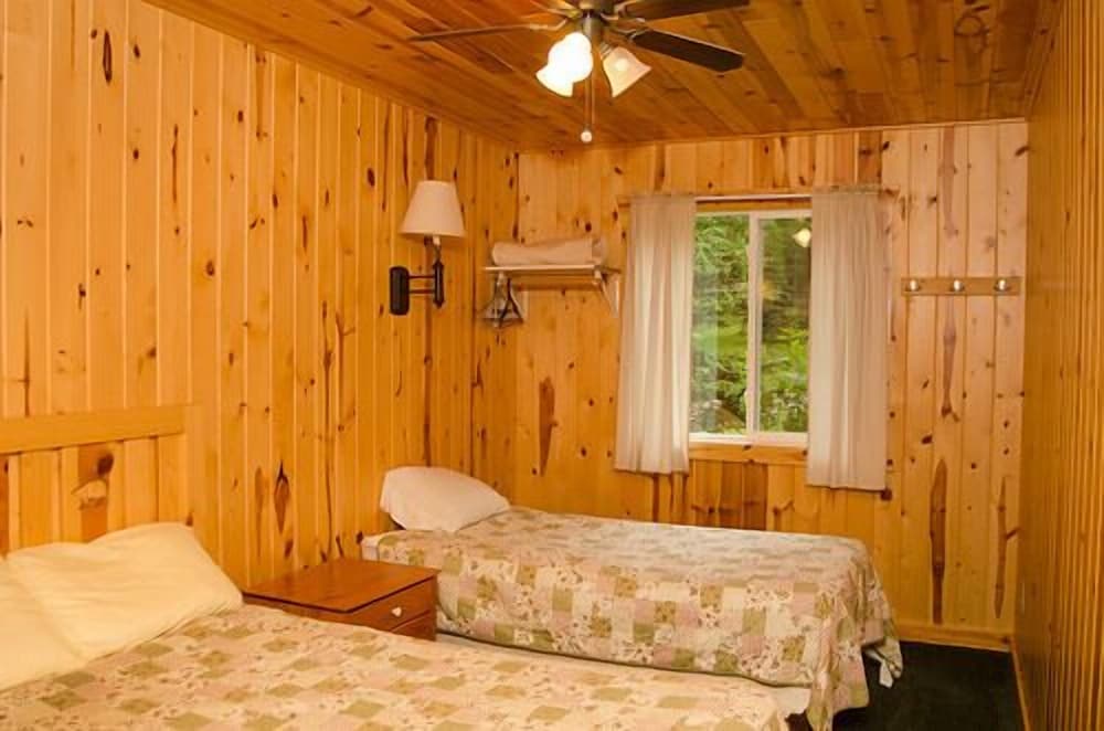 Cabin, 2 Bedrooms (Cabin 3) photo 2