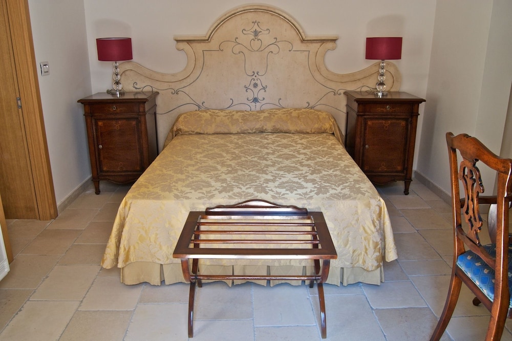 Suite, 1 Bedroom photo 2