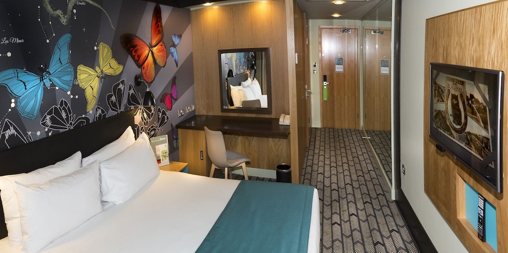 Premium Room, 1 Double Bed with Sofa bed photo 3