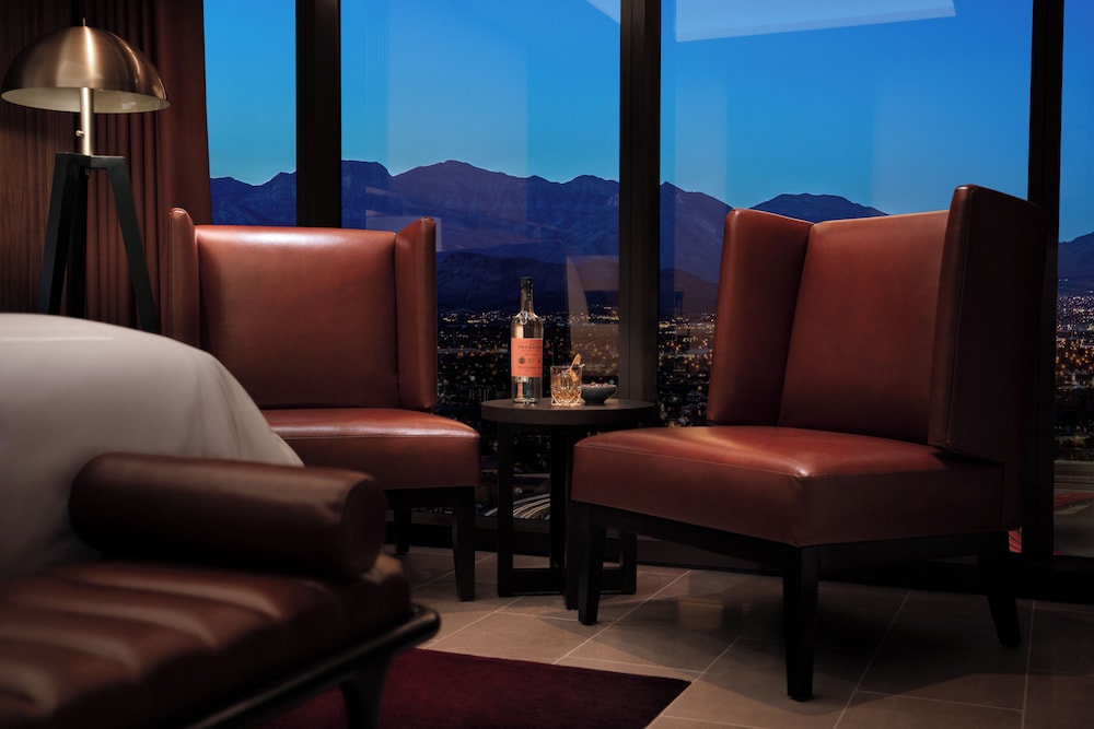 Terrace King Suite