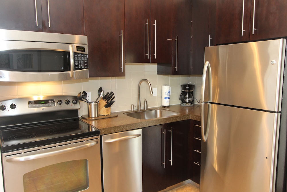 Studio Suite photo 2