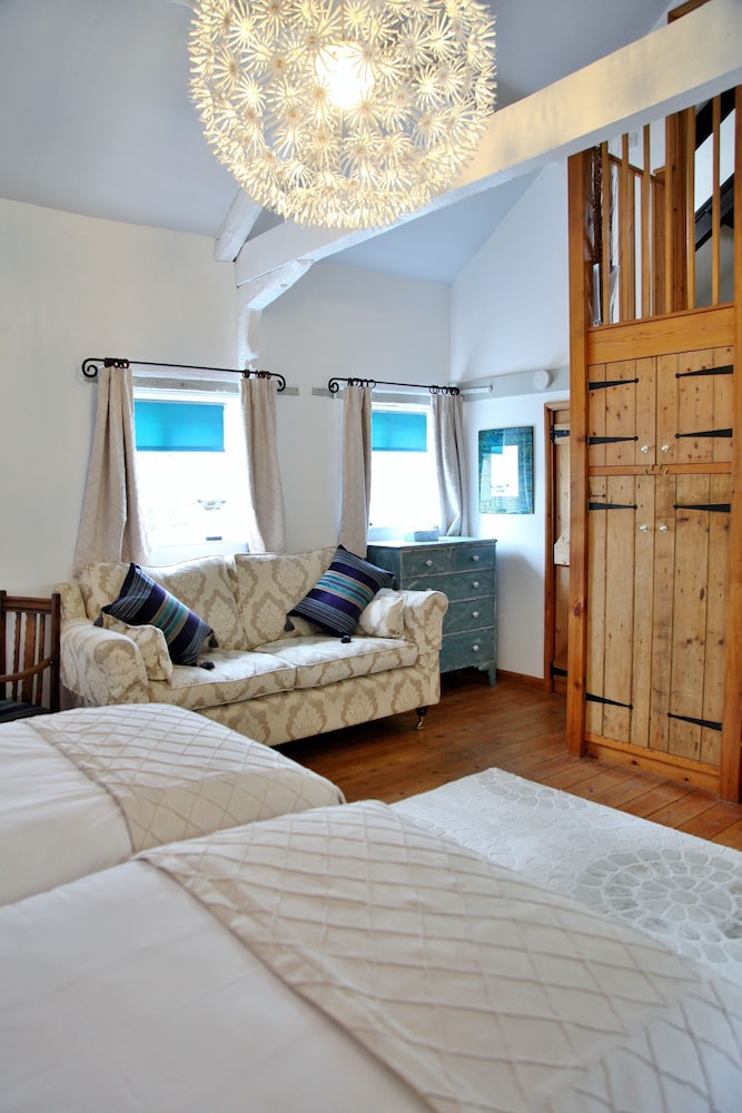 Double or Twin Room photo 2
