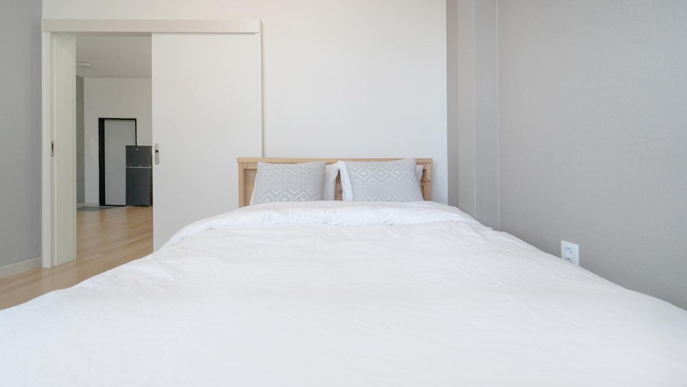 Basic Room, 1 Bedroom (GS5) - Photo 8