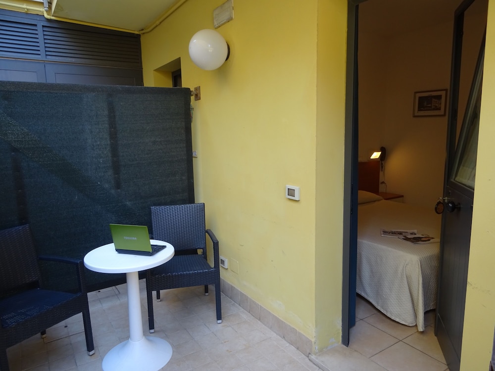 Basic Double Room, Annex Building photo 1
