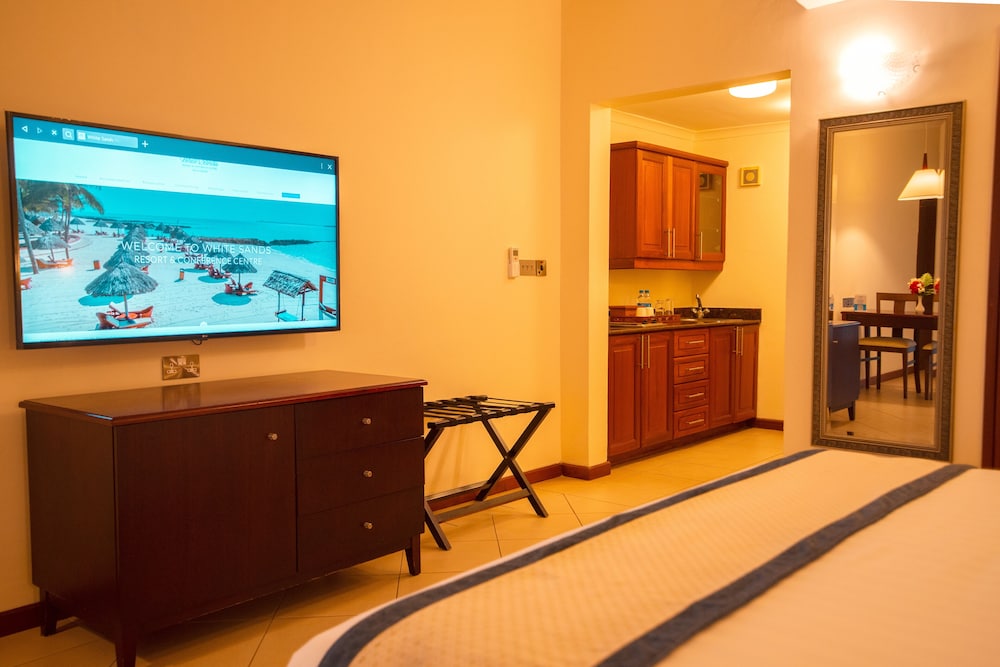 Studio Apartment photo 2