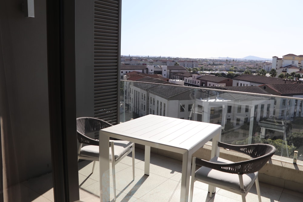 Luxury Studio Apartment (18) - Photo 17