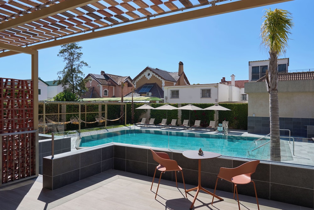 Junior Suite con Jacuzzi y Terraza con vista Piscina - Photo 4