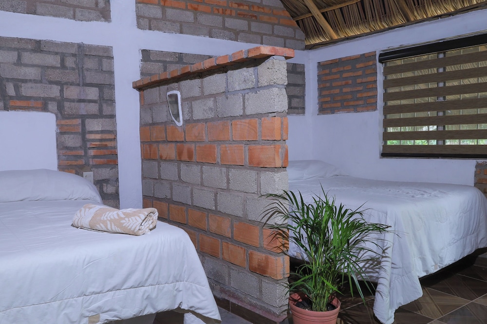 Comfort Cabin, Garden View photo 3