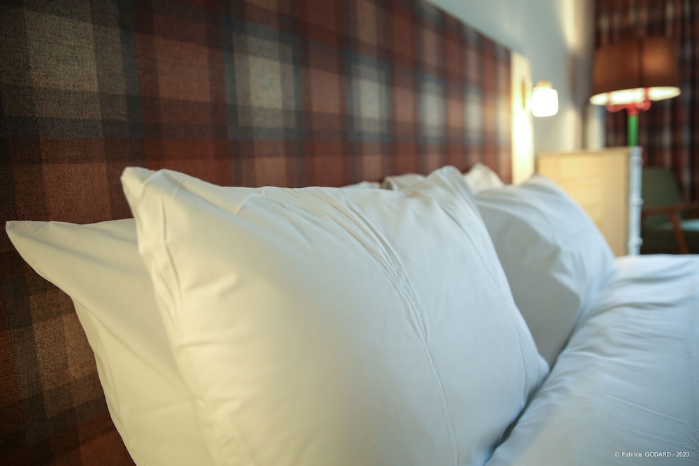 Double Room with Balcony - Photo 10