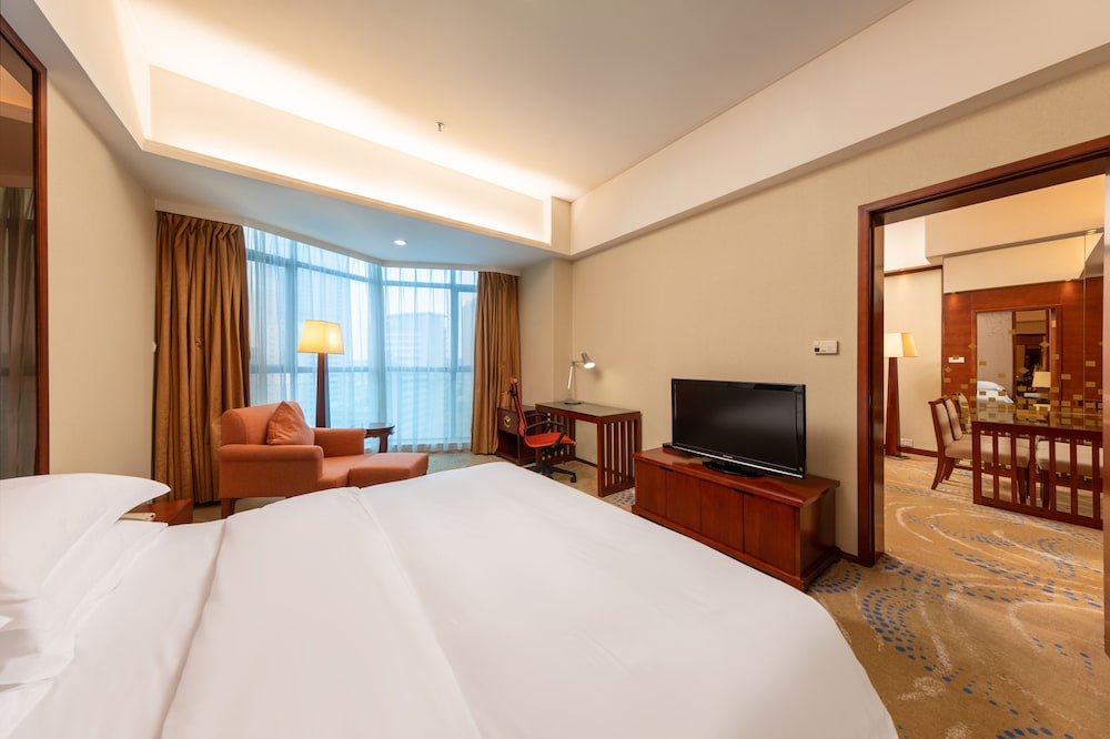 Suite, 1 Bedroom, Club Lounge Access - Photo 4