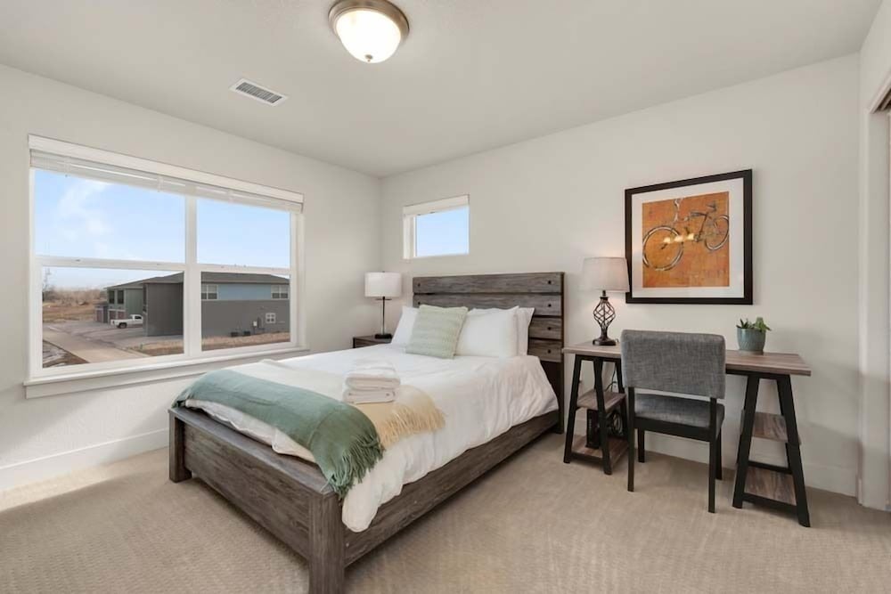 House, Multiple Beds, Patio, Garden View (238 Osiander St. Unit D) photo 1