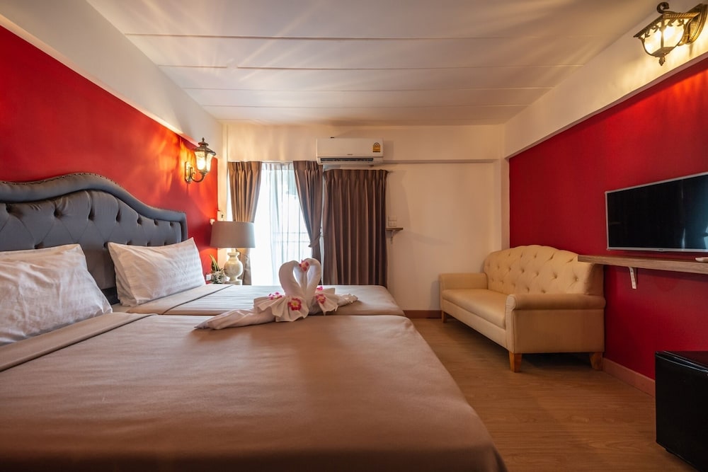 Deluxe Double Or Twin Room photo 2