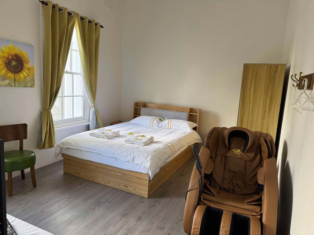 Deluxe Double Room, Private Bathroom photo 1
