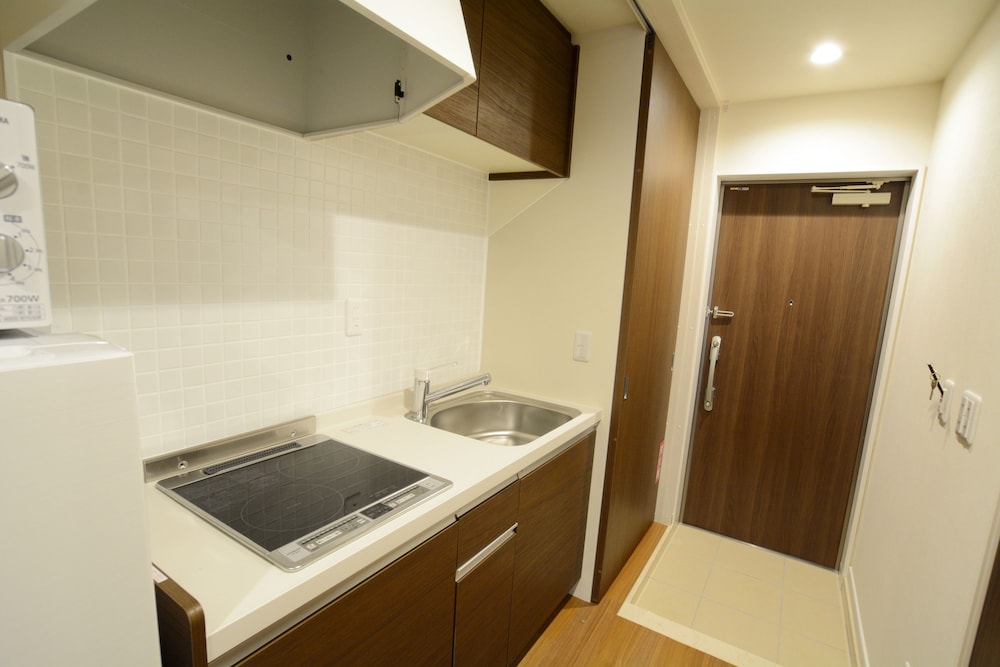 Deluxe Room (for 5-6 people)