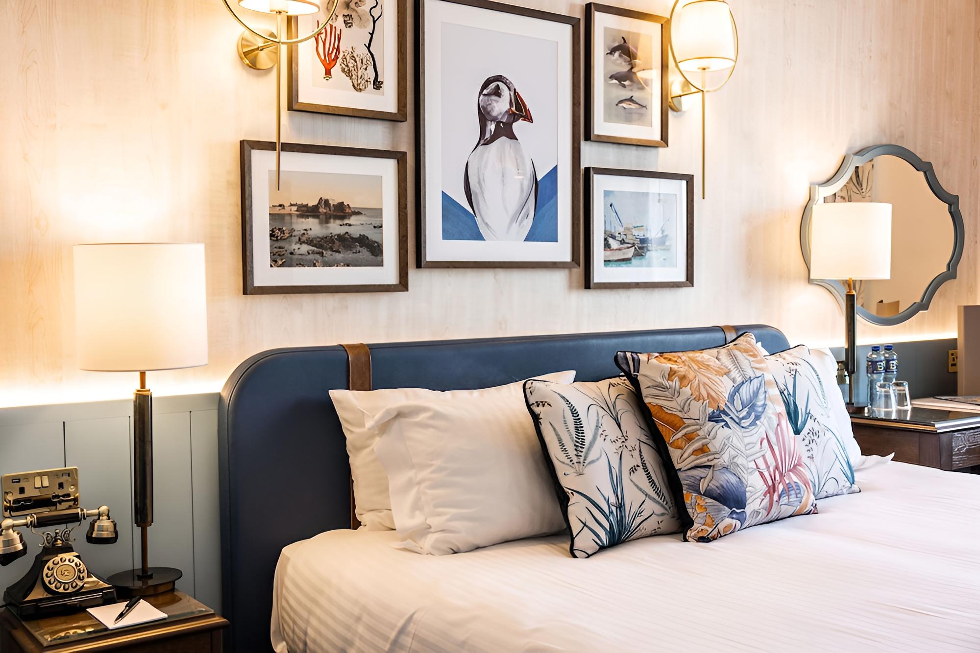 Classic Double or Twin Room, Sea View - Photo 8