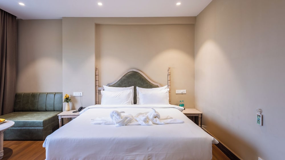 Basic Double Room, City View
