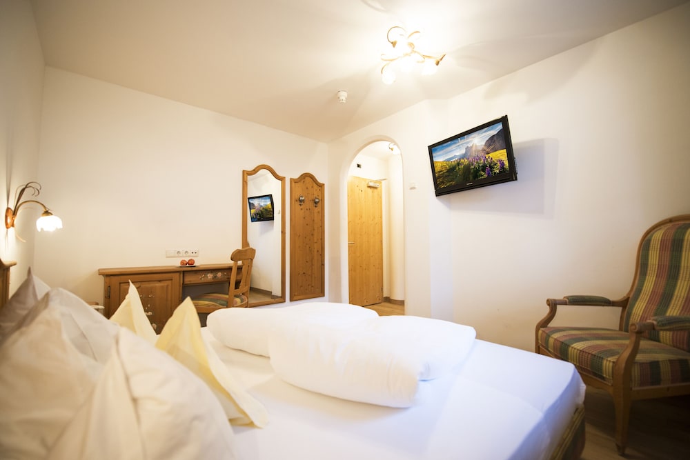 Economy Double Room - Photo 1
