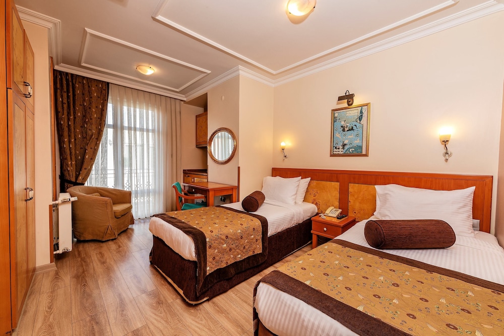 STANDARD TWIN ROOM photo 1