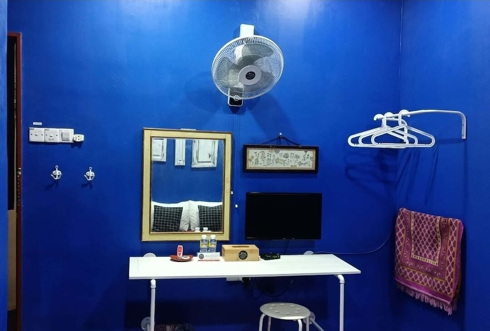 Standard Double Room - Photo 8