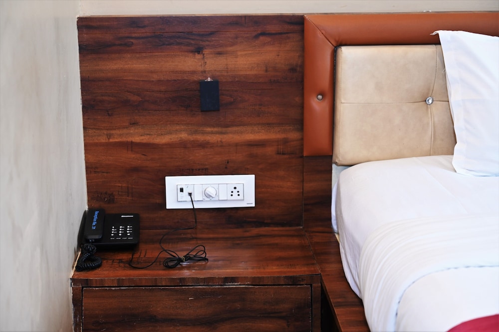 Deluxe Single Room, Balcony, Garden View photo 3