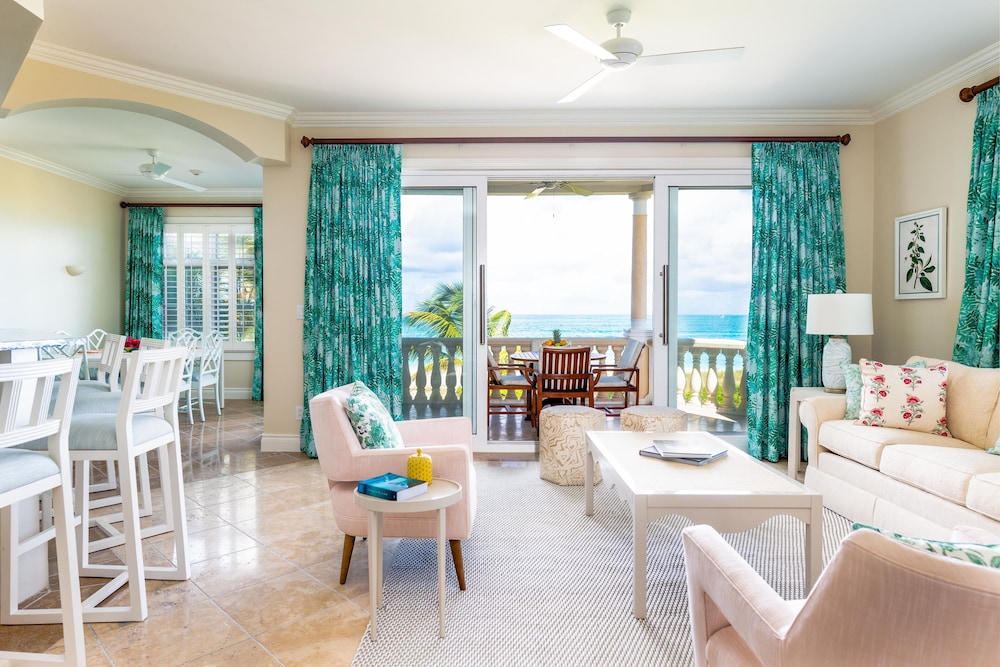 Suite, 2 Bedrooms, Oceanfront photo 2