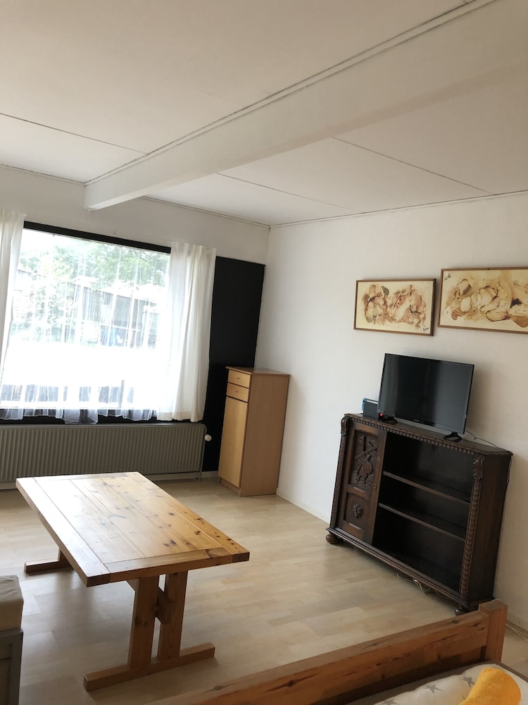 Family Room, Garden View (Room 4) photo 2