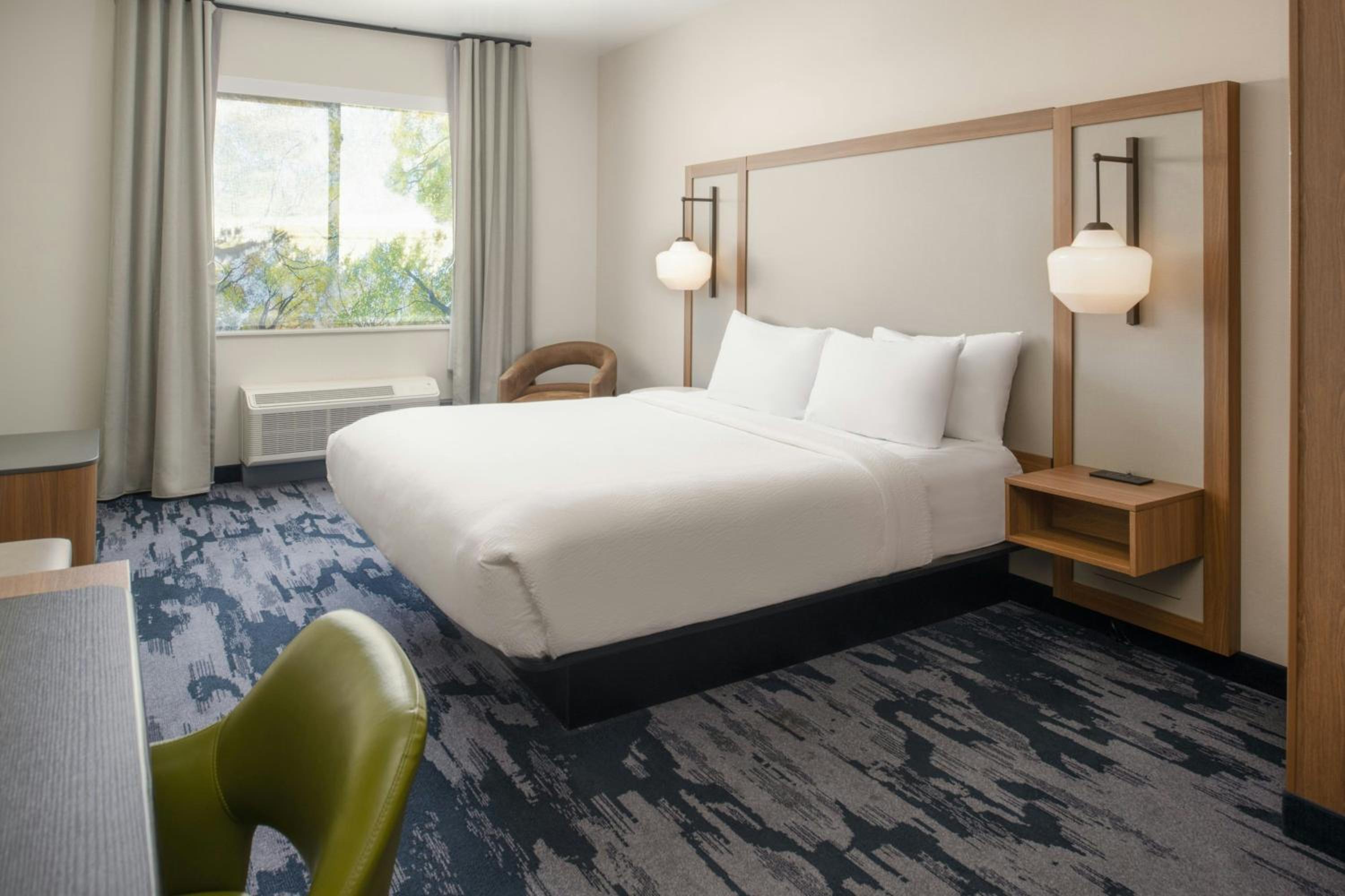 King Suite with Sofa Bed and Roll-In Shower - Mobility Accessible photo 2