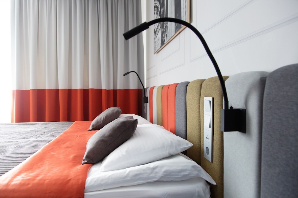 Business Suite photo 3