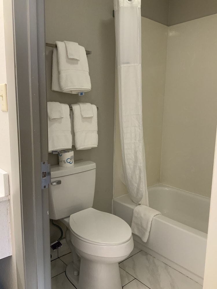 Studio Suite, Multiple Beds, Non Smoking - Photo 2
