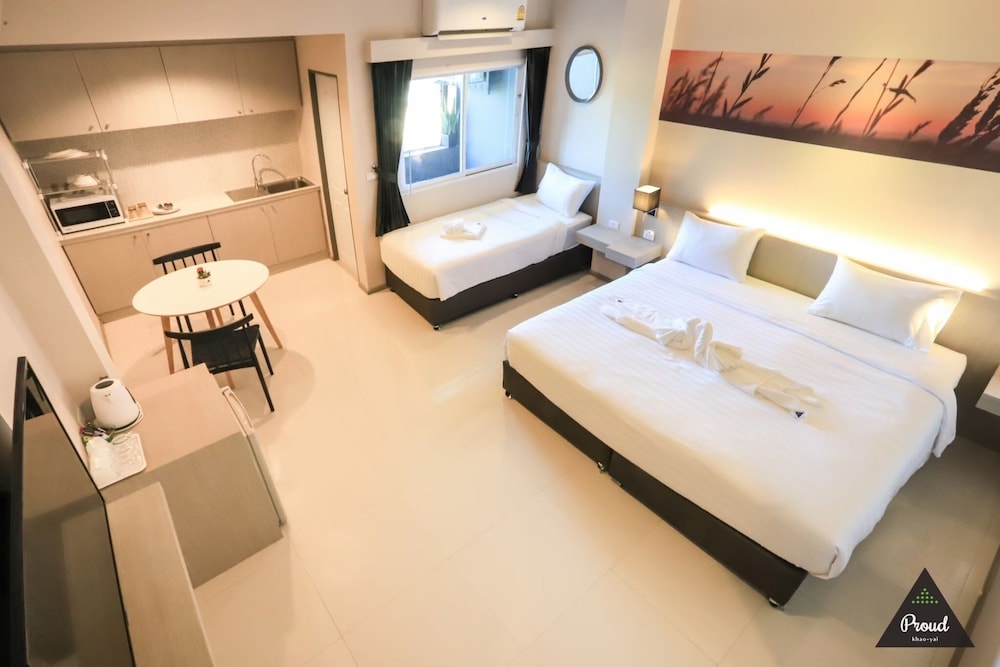 Family Suite - Photo 7