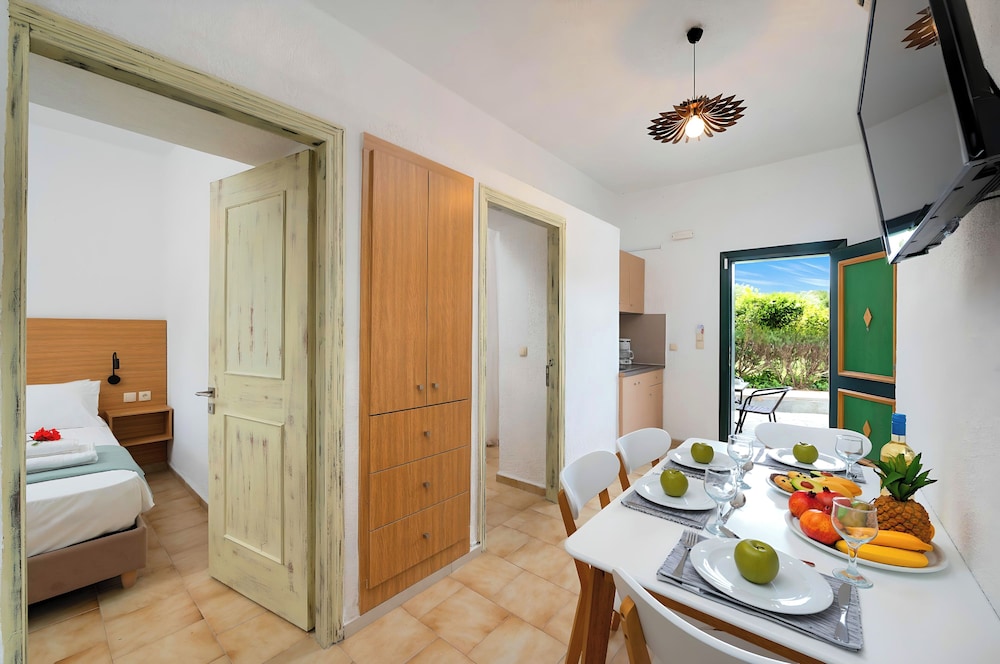 Family Apartment, Garden View
