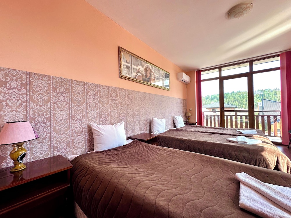 Standard Triple Room, Balcony, Mountain View (+Extra Bed)