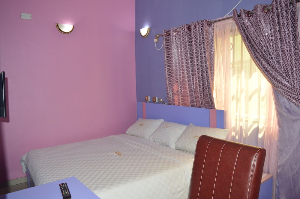 Basic Room photo 2