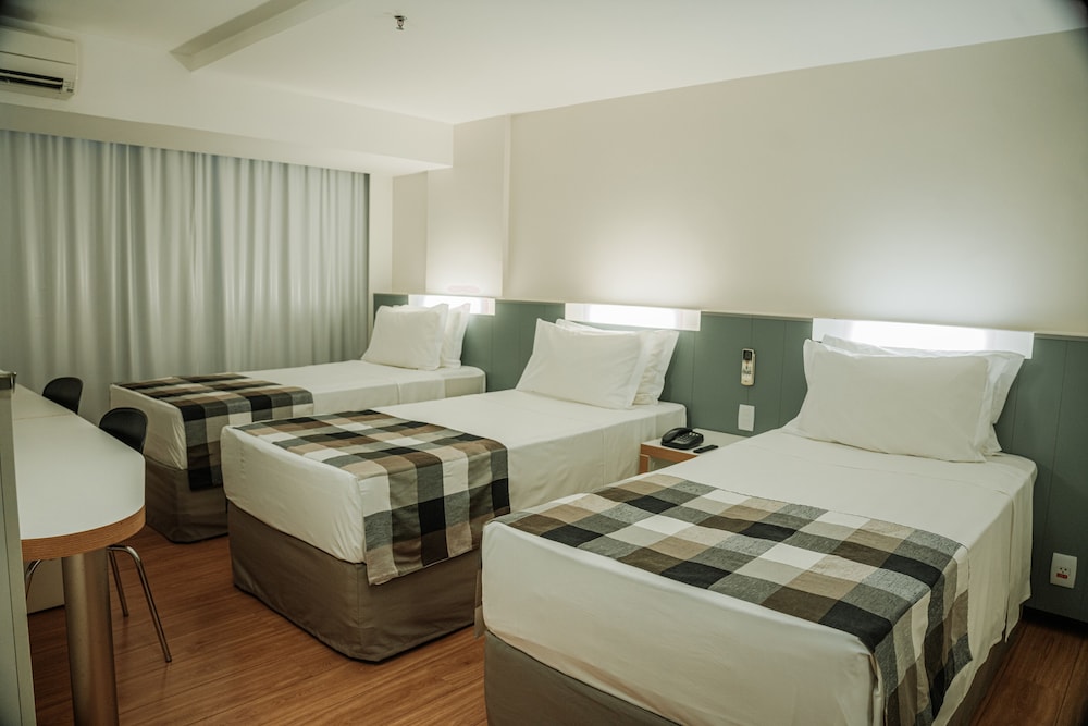 Standard Triple Room - Photo 4